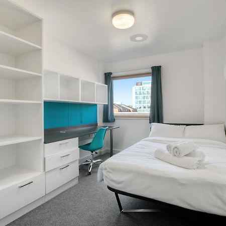 Bright & Central Room In Luton, Sleeps 2 Luton  Bagian luar foto