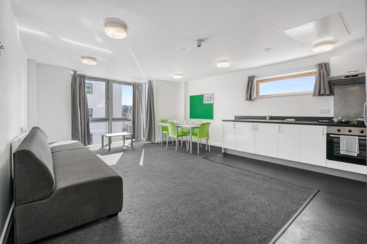 Bright & Central Room In Luton, Sleeps 2 Luton  Bagian luar foto